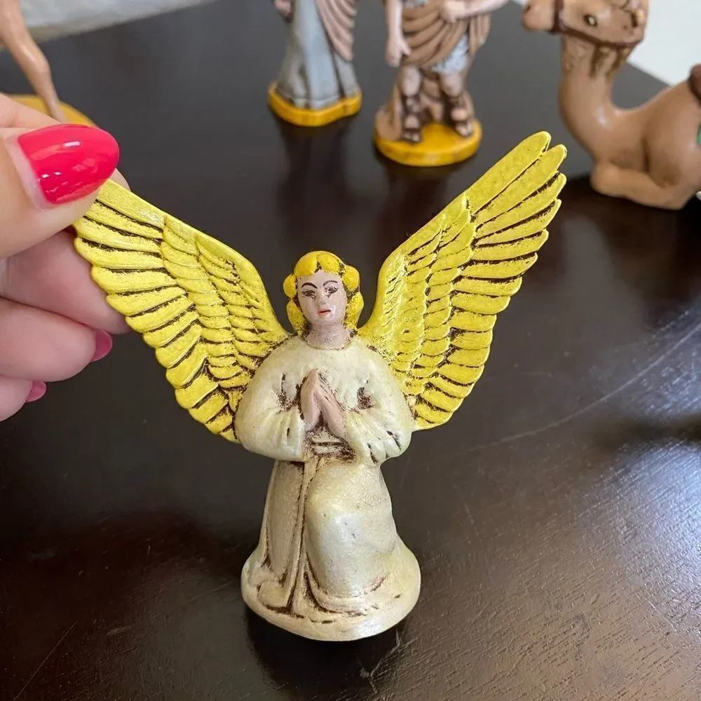 Vintage 1976 Christmas Nativity Figurines Hand Painted 15 Piece Set
